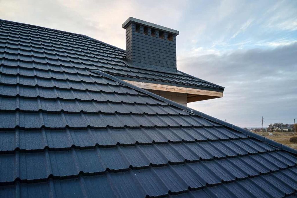 Metal Roofs Offer Color Variety & Curb Appeal