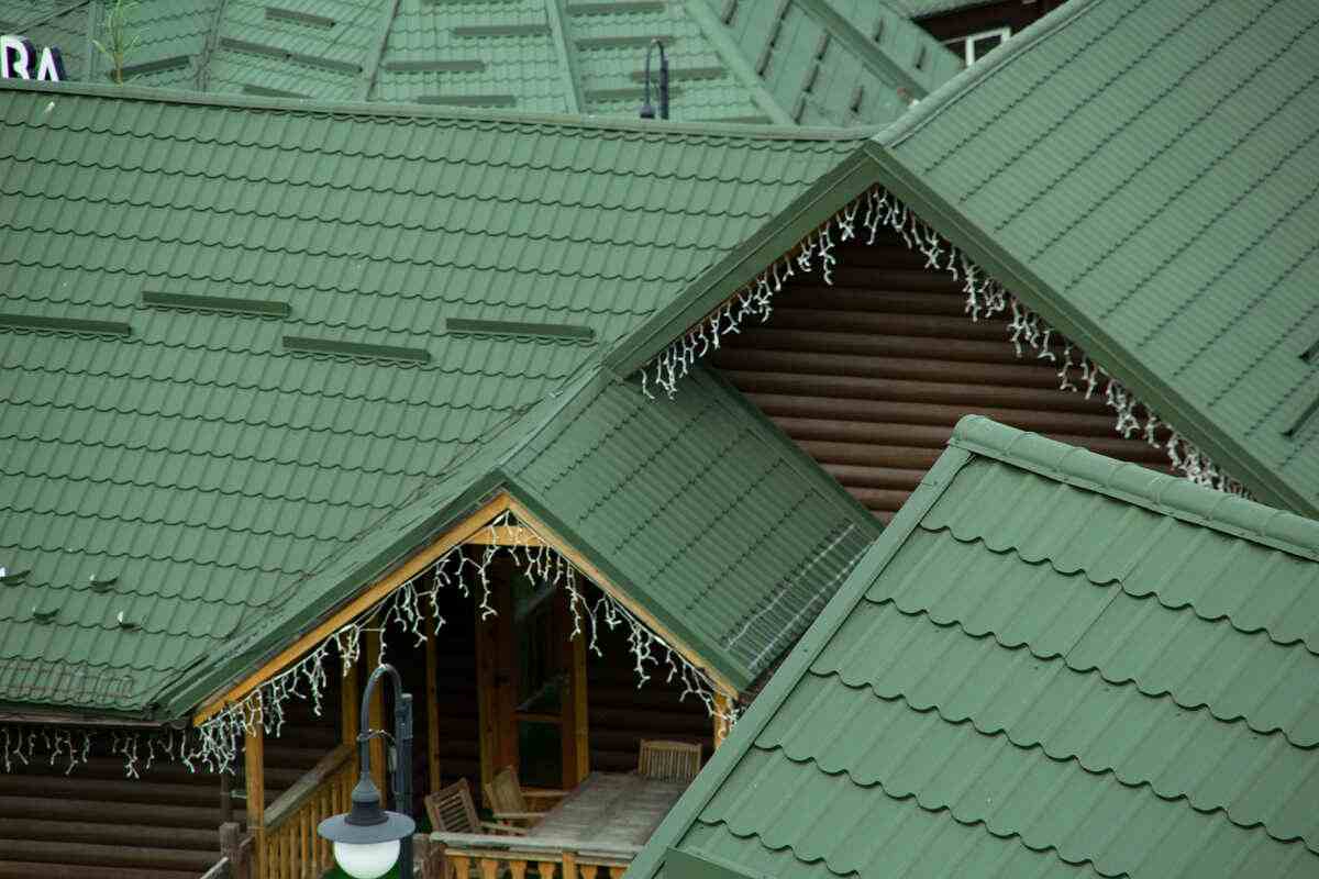 Metal Roofs Offer Energy Efficiency