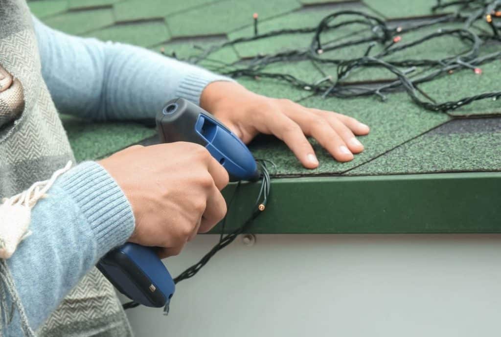How Do Our Pros Hang Christmas Lights on Your Roof?